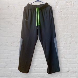 Under Armour Medium Sweatpants Loose Fitting